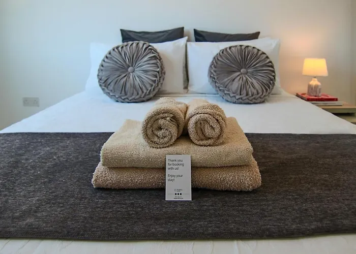 Phaedrus Living: Seaside Luxury Flat Lighthouse 66 アパート