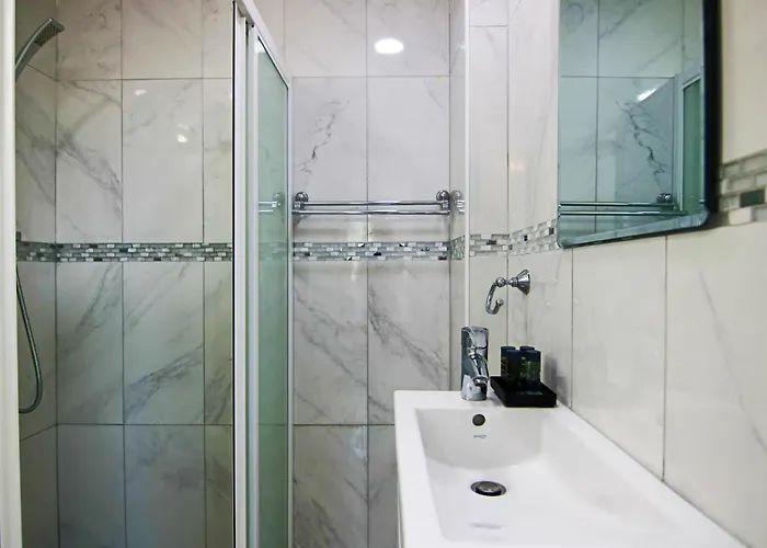 Phaedrus Living: Seaside Luxury Flat Lighthouse 66 * Paphos